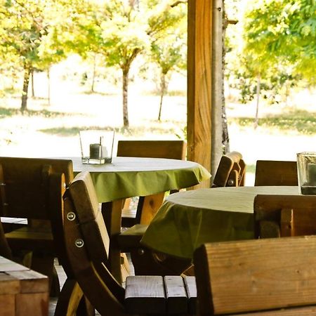 Domaine La Faix, Gite La Forestiere Saint-Plaisir Exterior foto